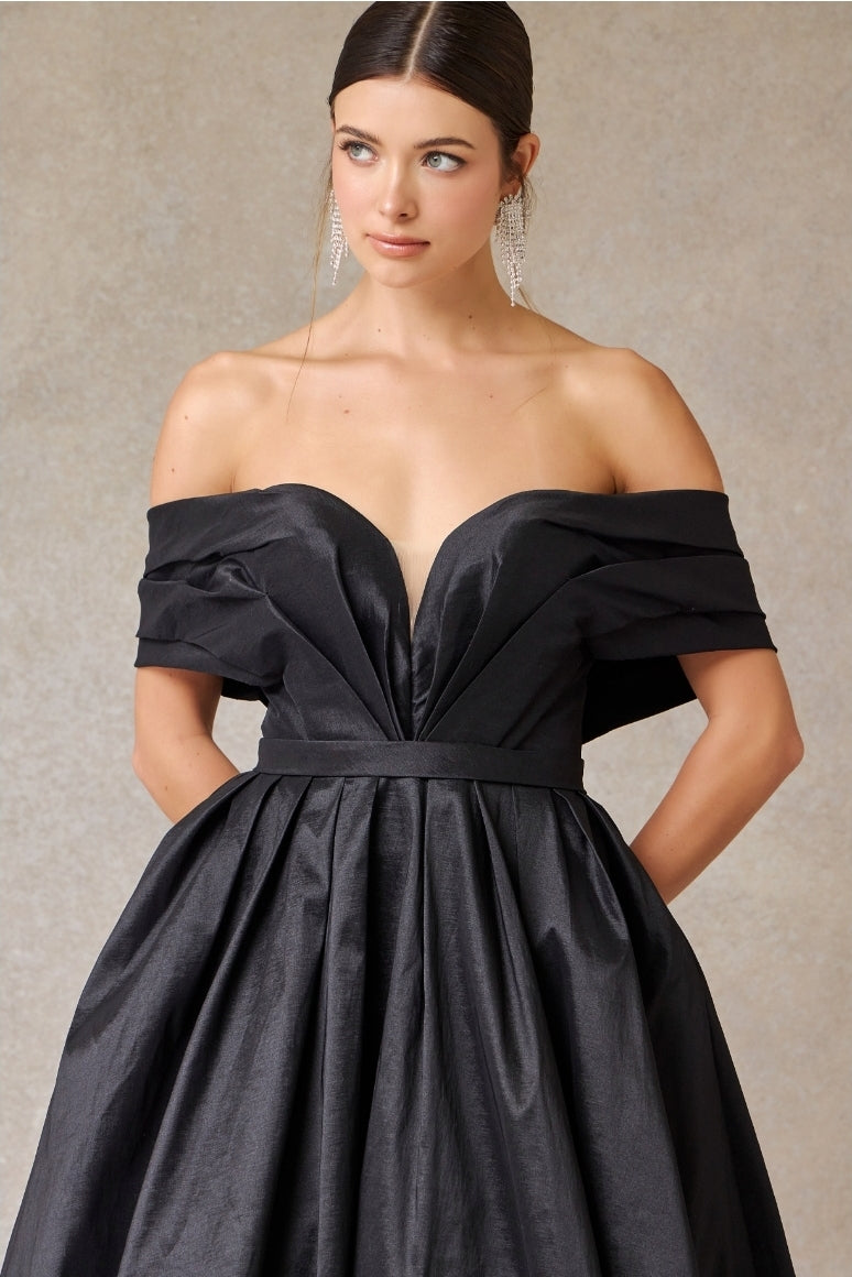 Bicici & Coty MZ5918M - Midi Black Dress