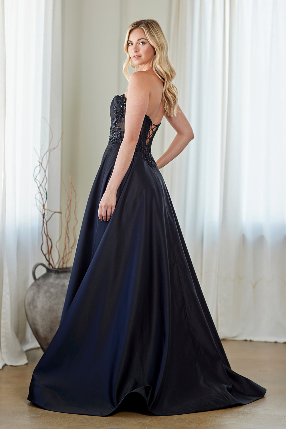 Amelia Couture 7093 - Strapless Ball Gown with Pockets
