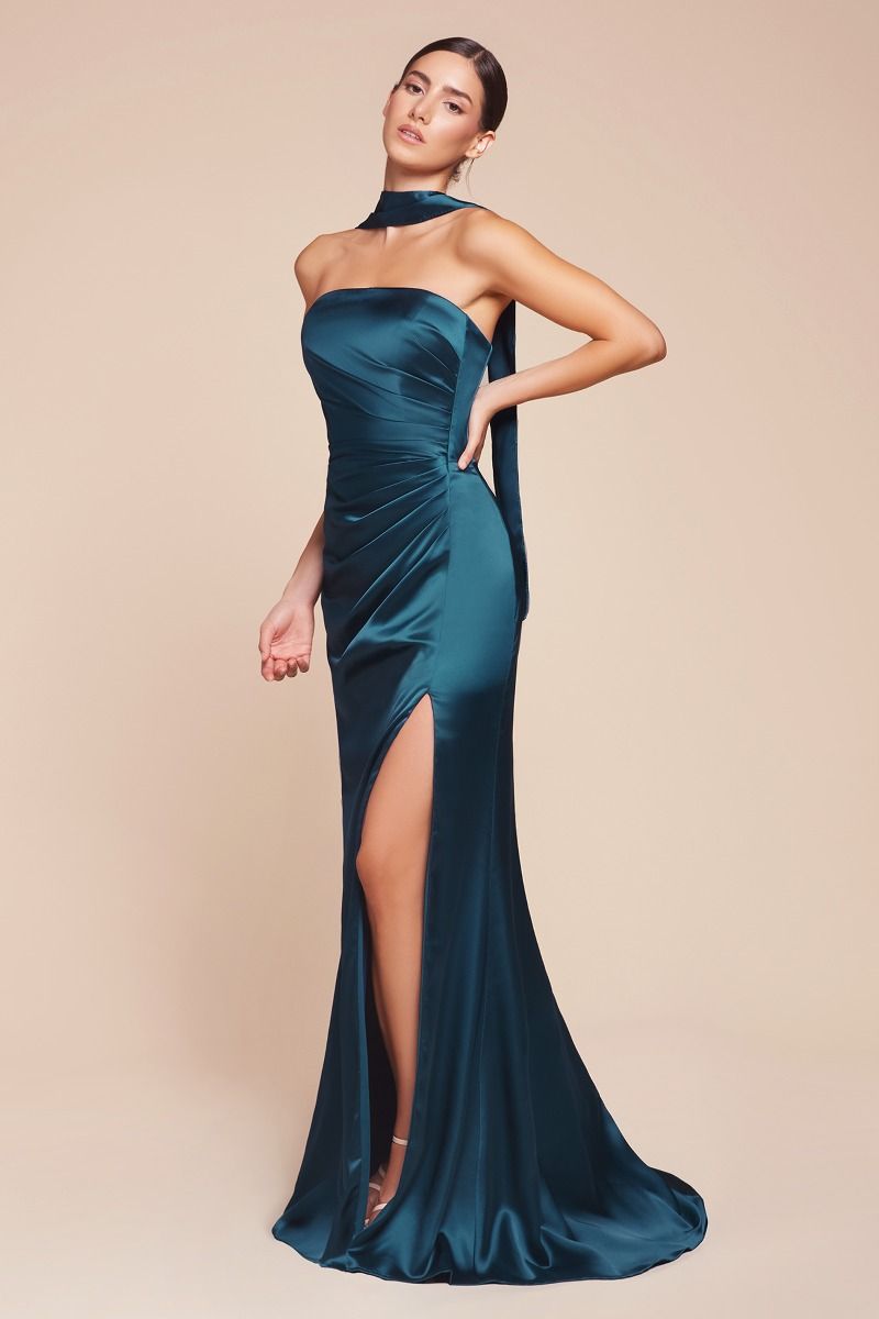 La Divine 7451