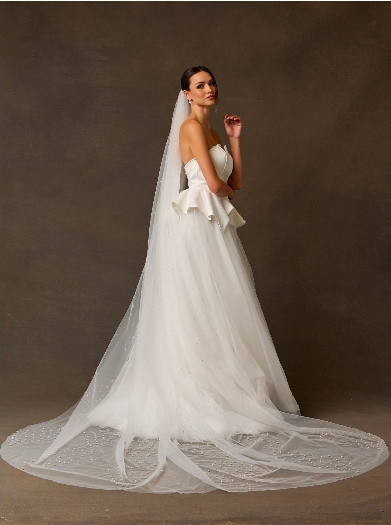 Bicici & Coty BGW2534V - Floor Length Veil with Pearl Details
