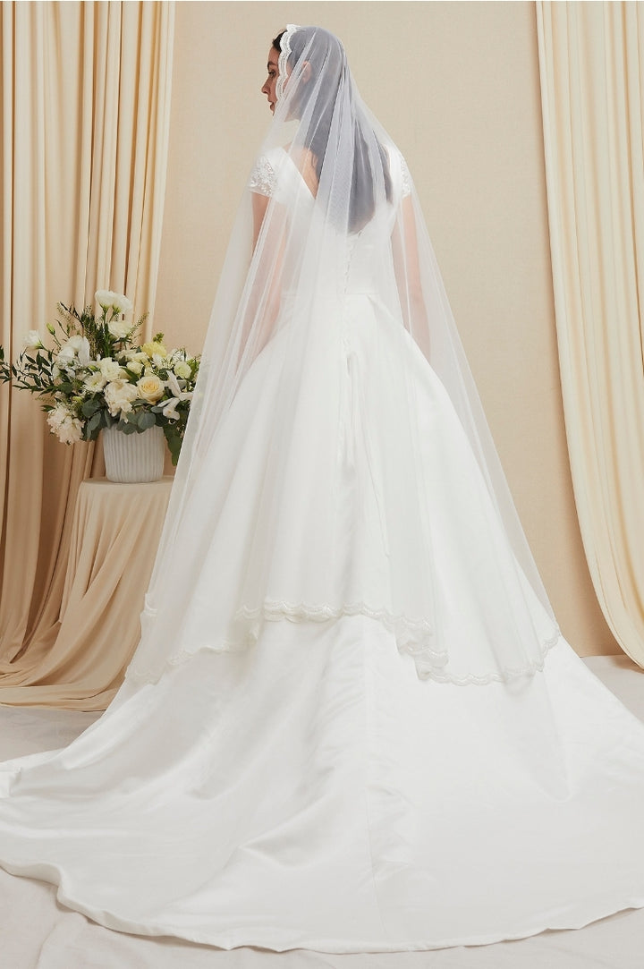 Bicici & Coty Wedding Veil FRW476V