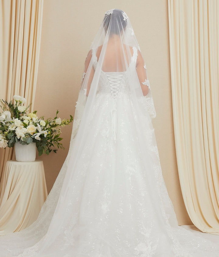 Bicici & Coty Wedding Veil FRW498V