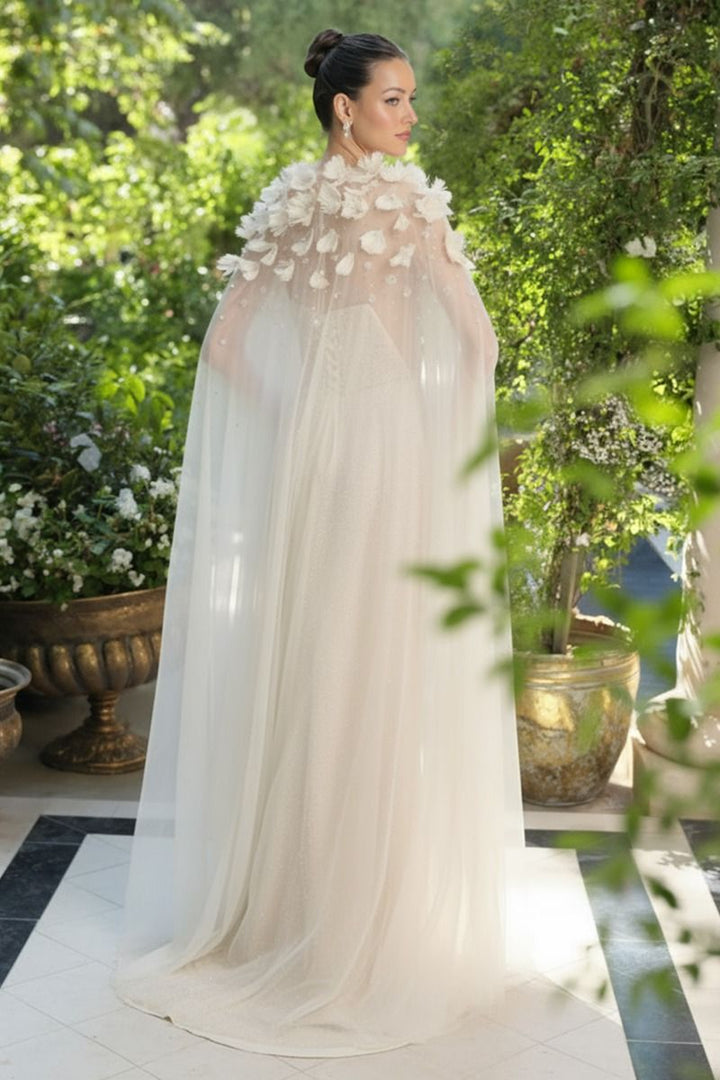 Andrea & Leo AA001 - Accessory Cape